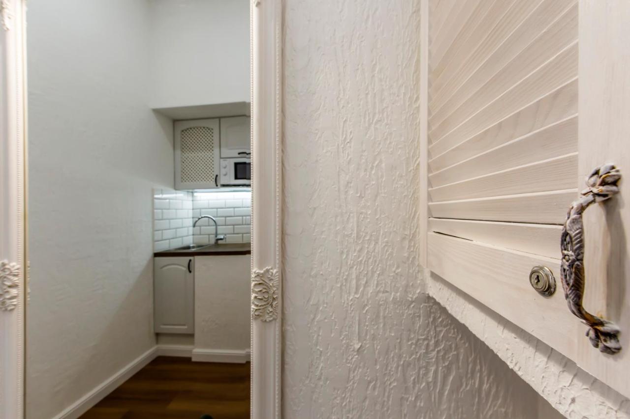 Kyiv City Loft Apart Hotel ภายนอก รูปภาพ