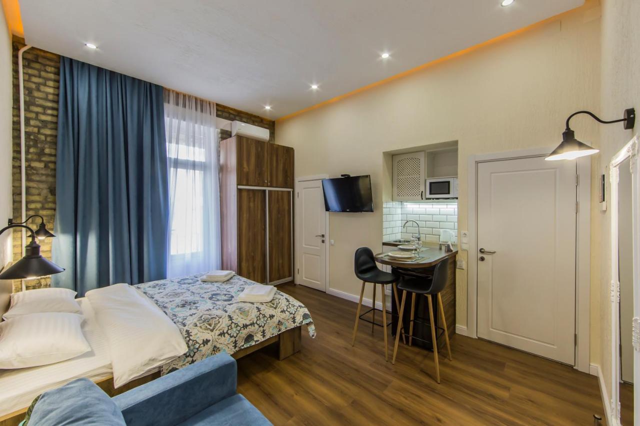 Kyiv City Loft Apart Hotel ภายนอก รูปภาพ
