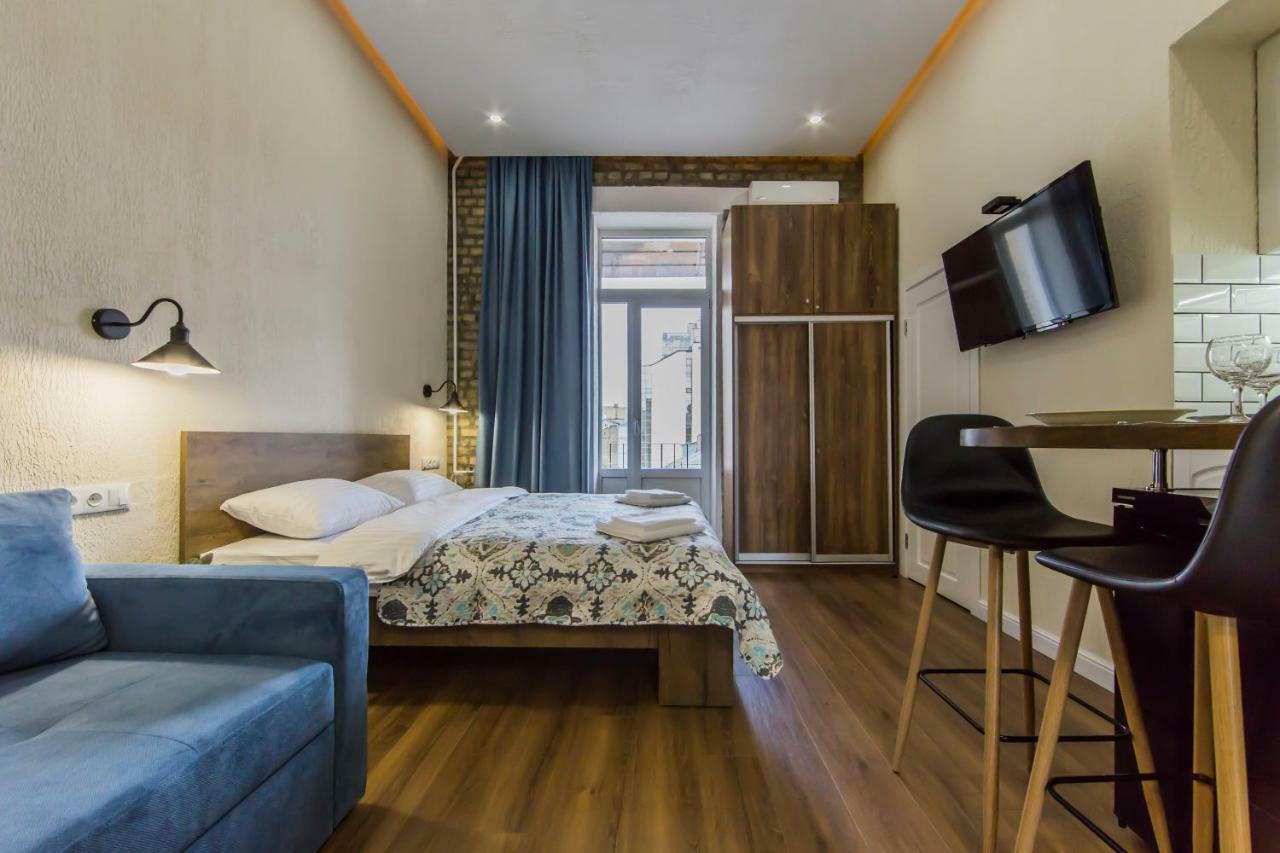 Kyiv City Loft Apart Hotel ภายนอก รูปภาพ