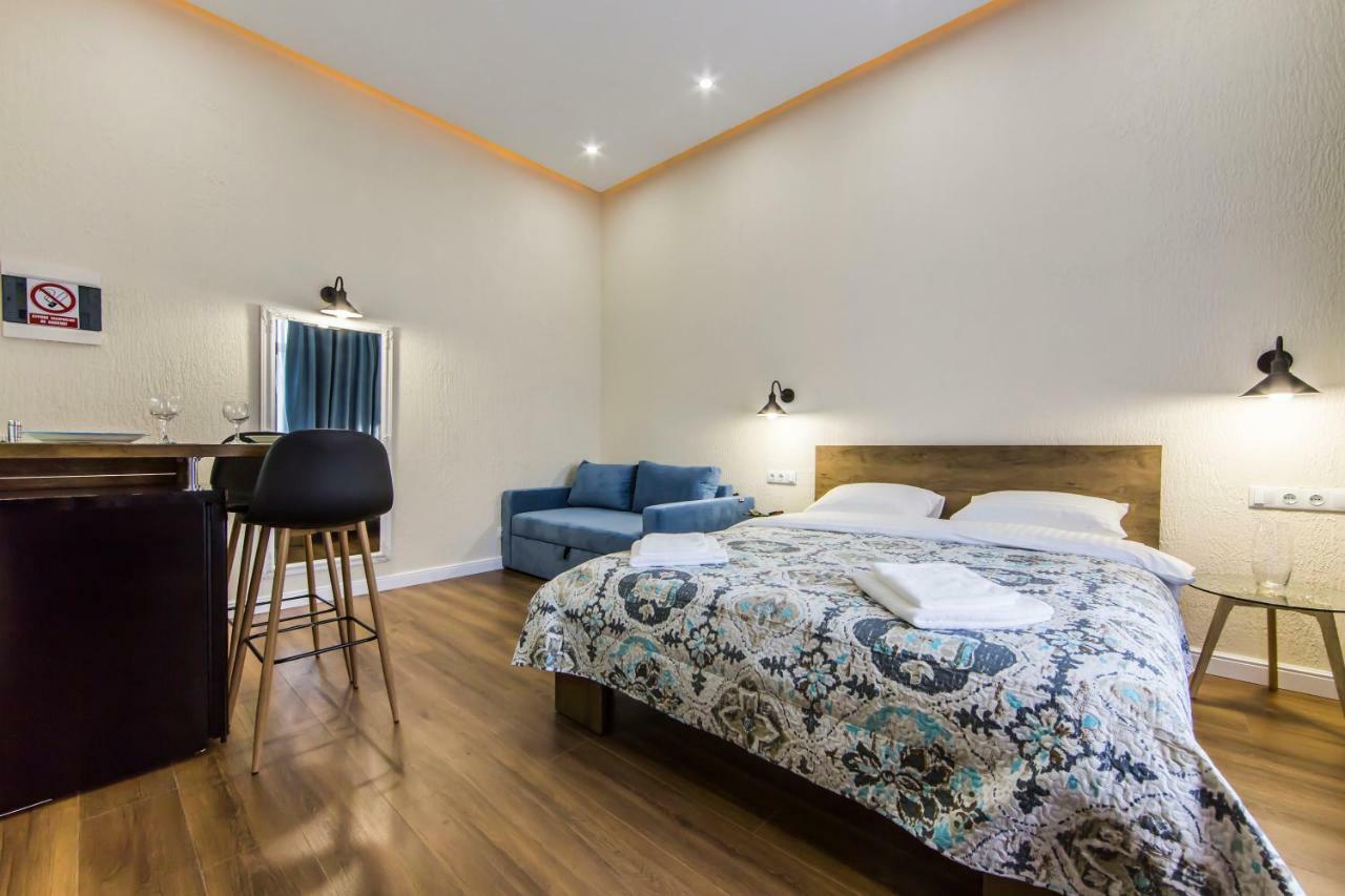 Kyiv City Loft Apart Hotel ภายนอก รูปภาพ