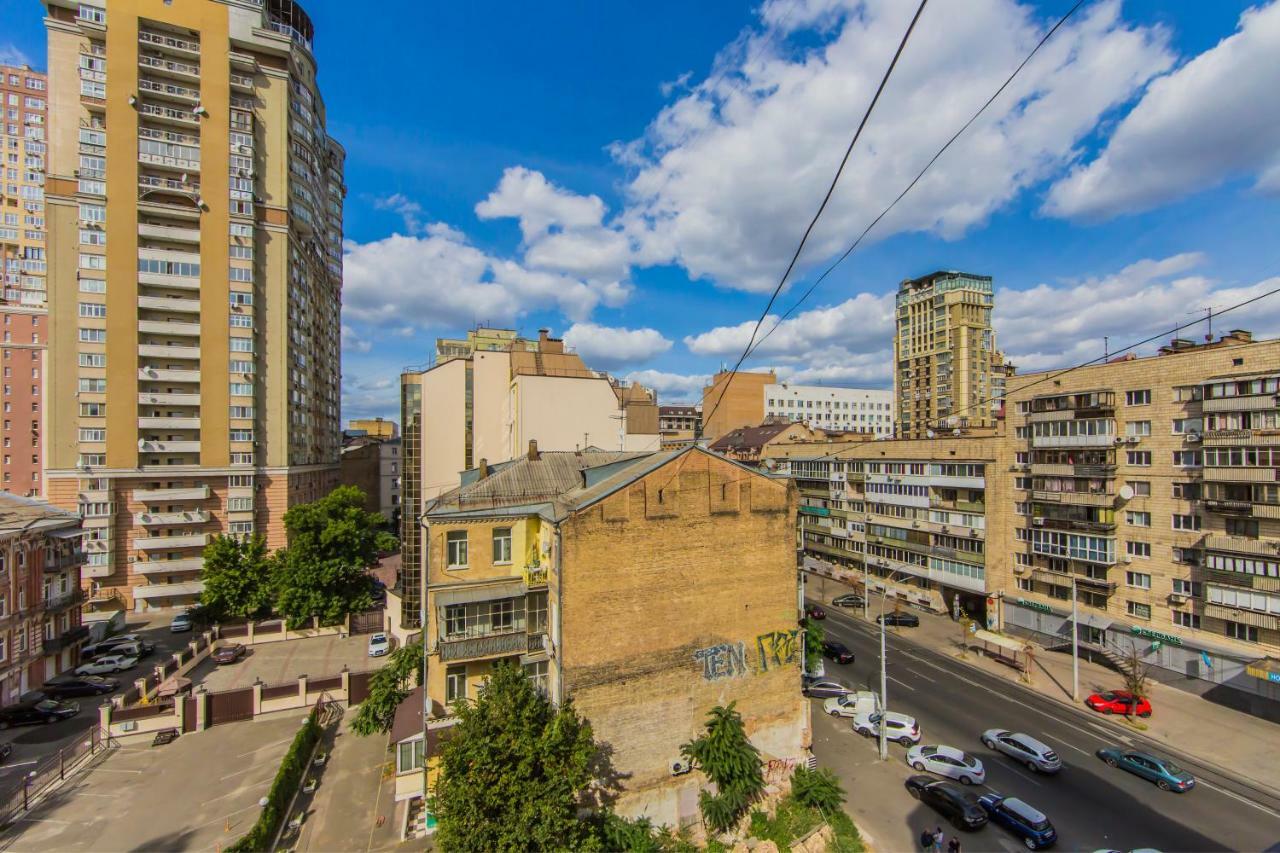 Kyiv City Loft Apart Hotel ภายนอก รูปภาพ
